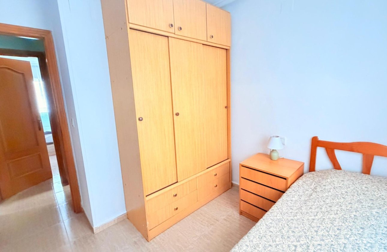 Revente - Appartement -
Torrevieja - Centro - Muelle Pesquero