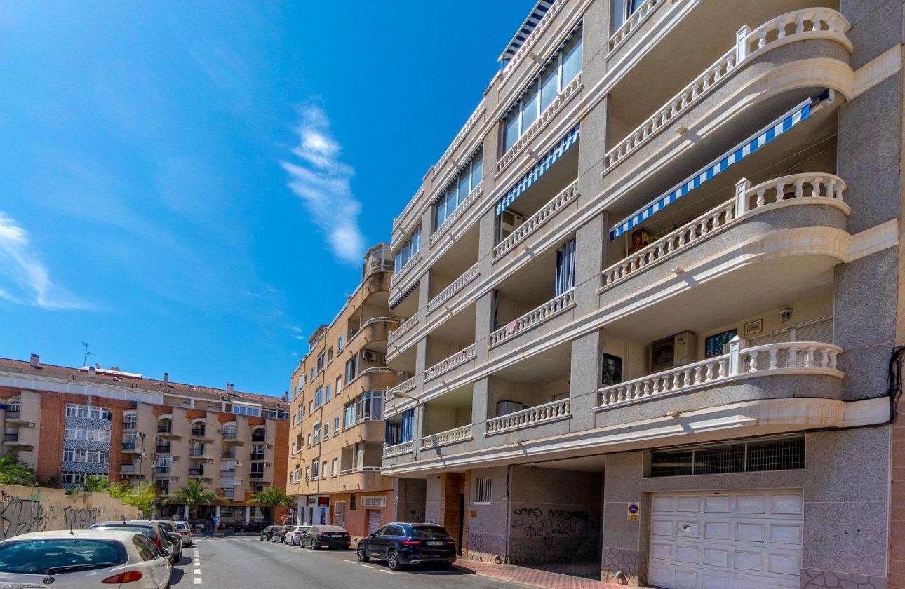 Revente - Appartement -
Torrevieja - Centro
