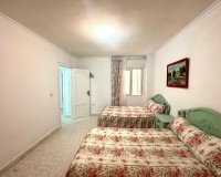 Revente - Appartement -
Torrevieja - Centro