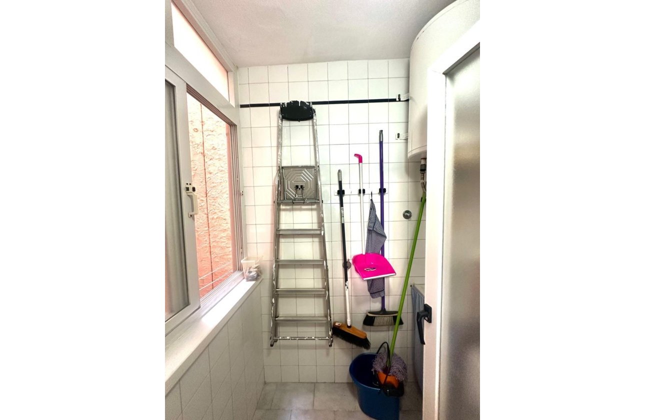 Revente - Appartement -
Torrevieja - Centro