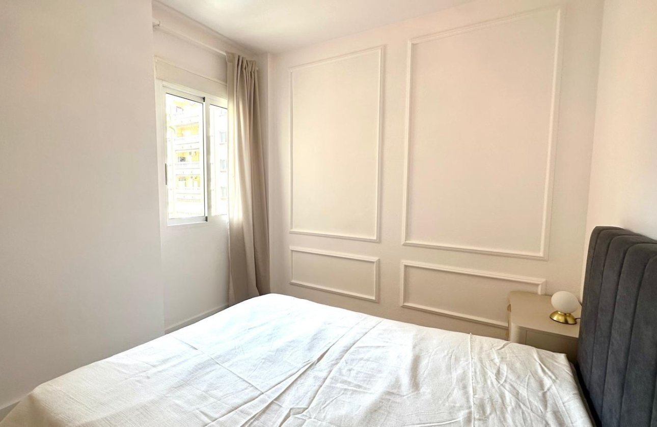 Revente - Appartement -
Torrevieja - Centro