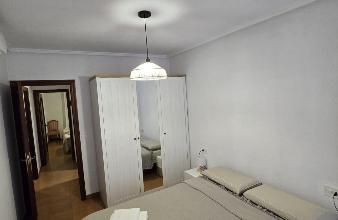 Revente - Appartement -
Torrevieja - Centro
