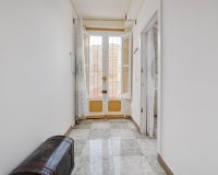 Revente - Appartement -
Torrevieja - Centro