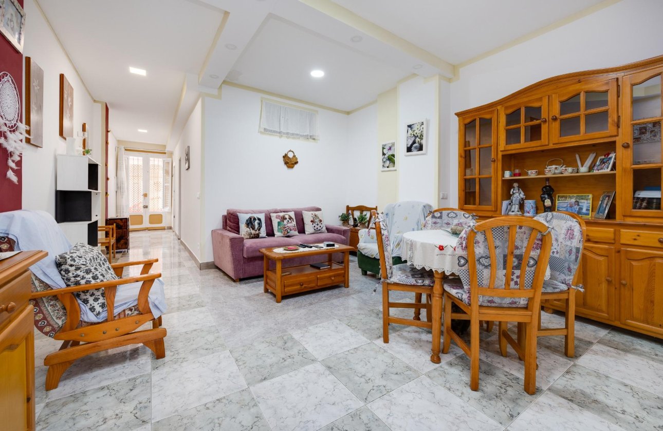 Revente - Appartement -
Torrevieja - Centro