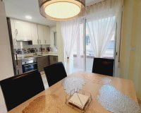 Revente - Appartement -
Torrevieja - Centro