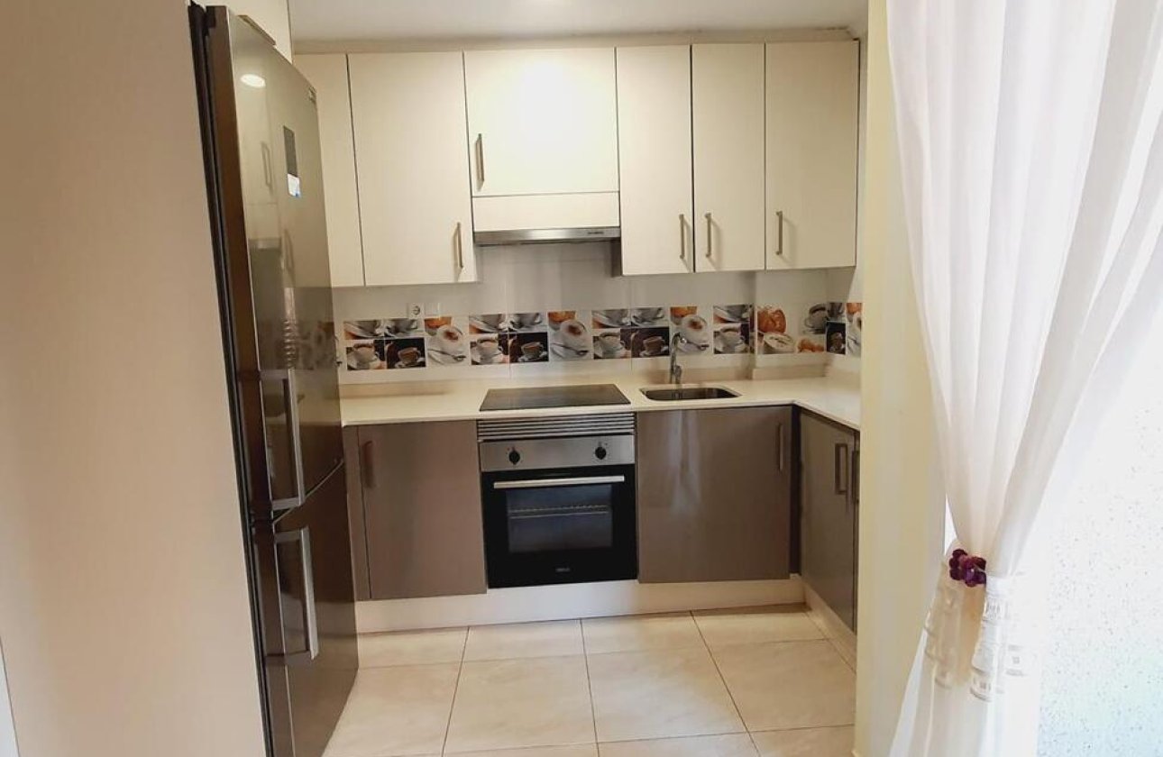 Revente - Appartement -
Torrevieja - Centro