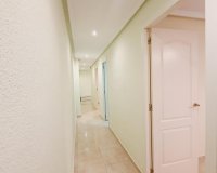 Revente - Appartement -
Torrevieja - Centro