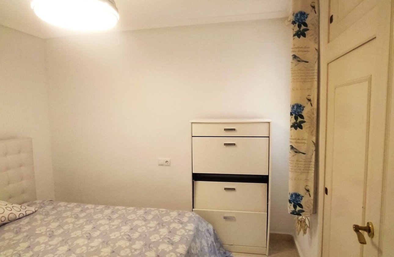 Revente - Appartement -
Torrevieja - Centro