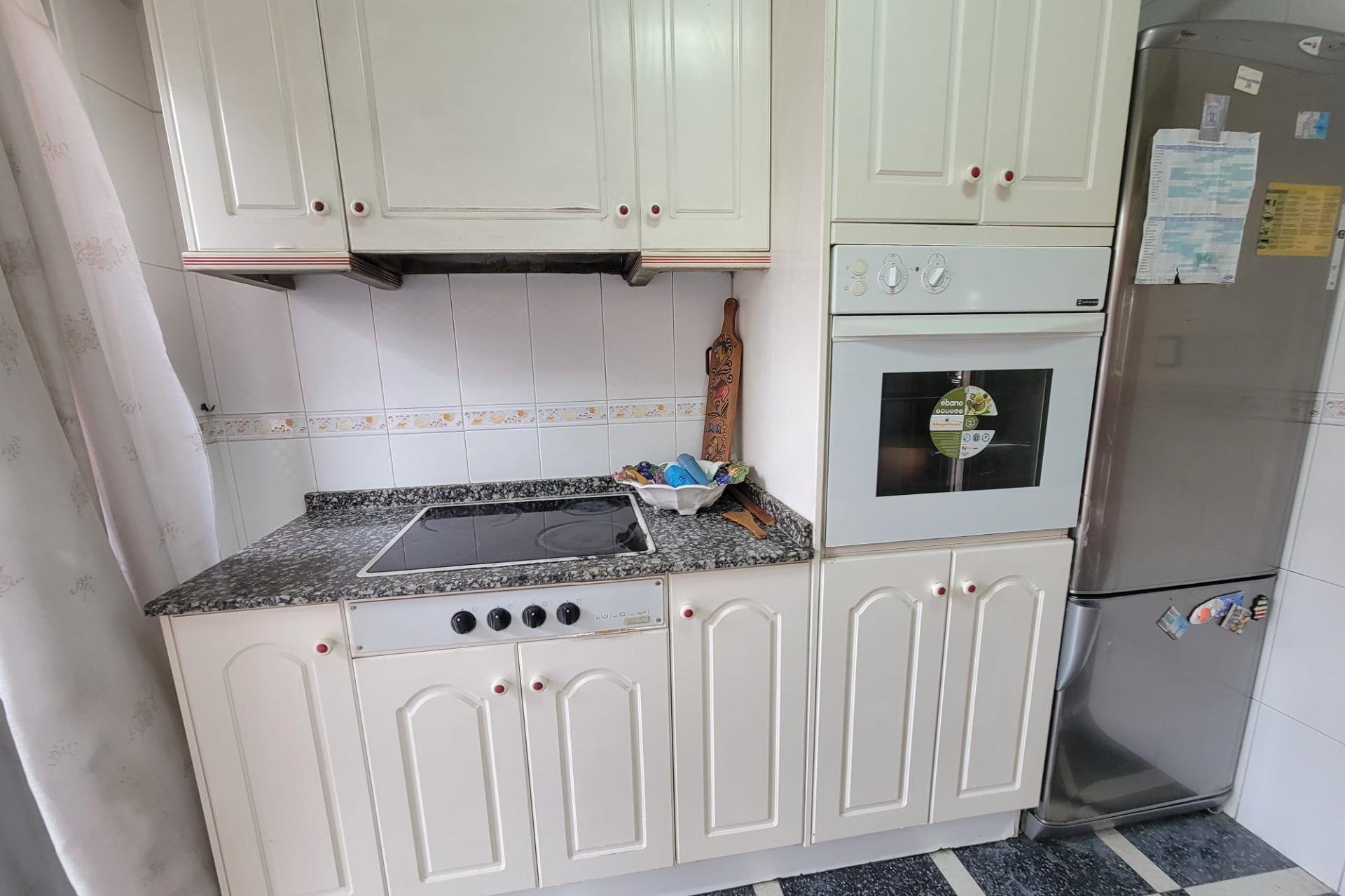 Revente - Appartement -
Torrevieja - Centro