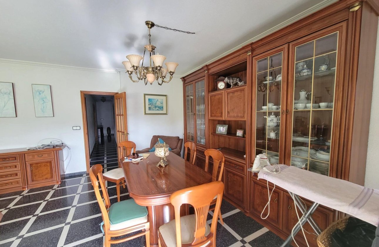 Revente - Appartement -
Torrevieja - Centro