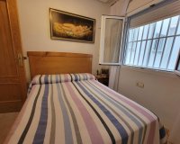 Revente - Appartement -
Torrevieja - Centro