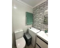 Revente - Appartement -
Torrevieja - Centro