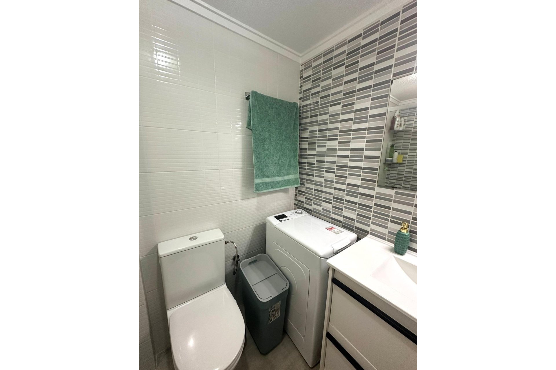 Revente - Appartement -
Torrevieja - Centro