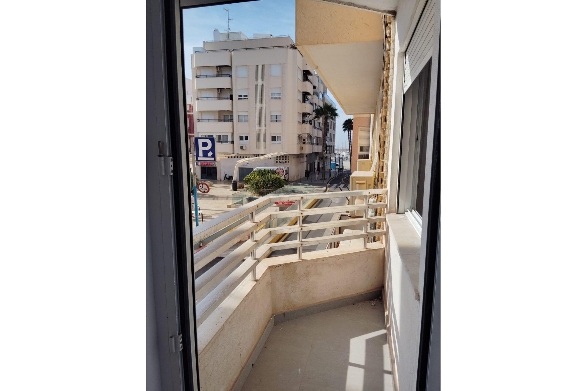 Revente - Appartement -
Torrevieja - Centro