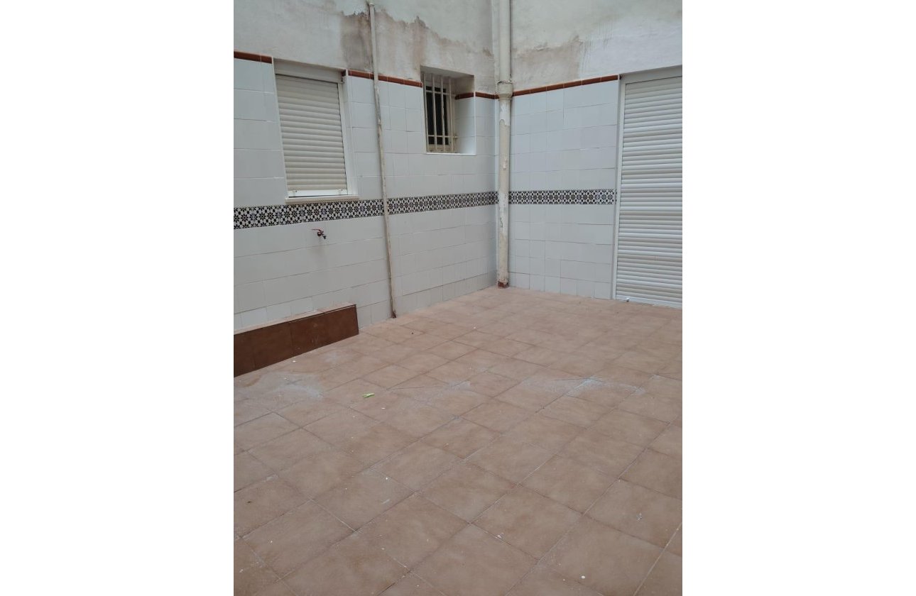 Revente - Appartement -
Torrevieja - Centro