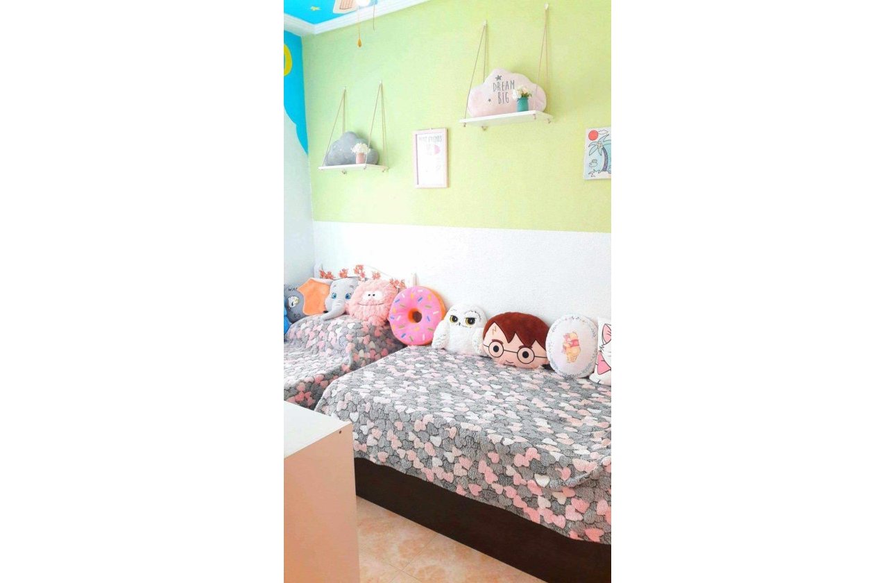 Revente - Appartement -
Torrevieja - Centro