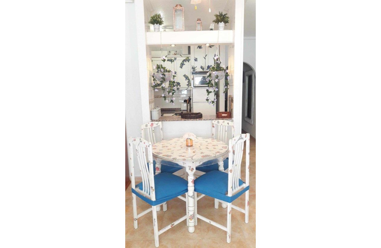 Revente - Appartement -
Torrevieja - Centro