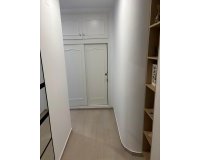 Revente - Appartement -
Torrevieja - Centro