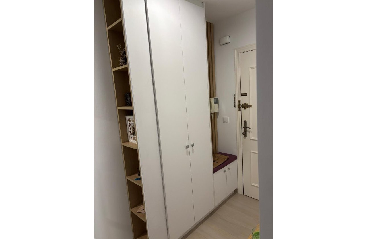 Revente - Appartement -
Torrevieja - Centro