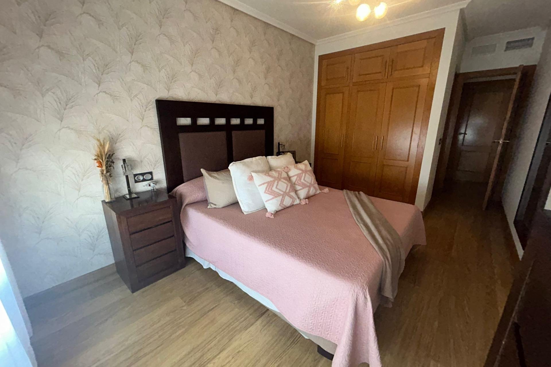 Revente - Appartement -
Torrevieja - Centro