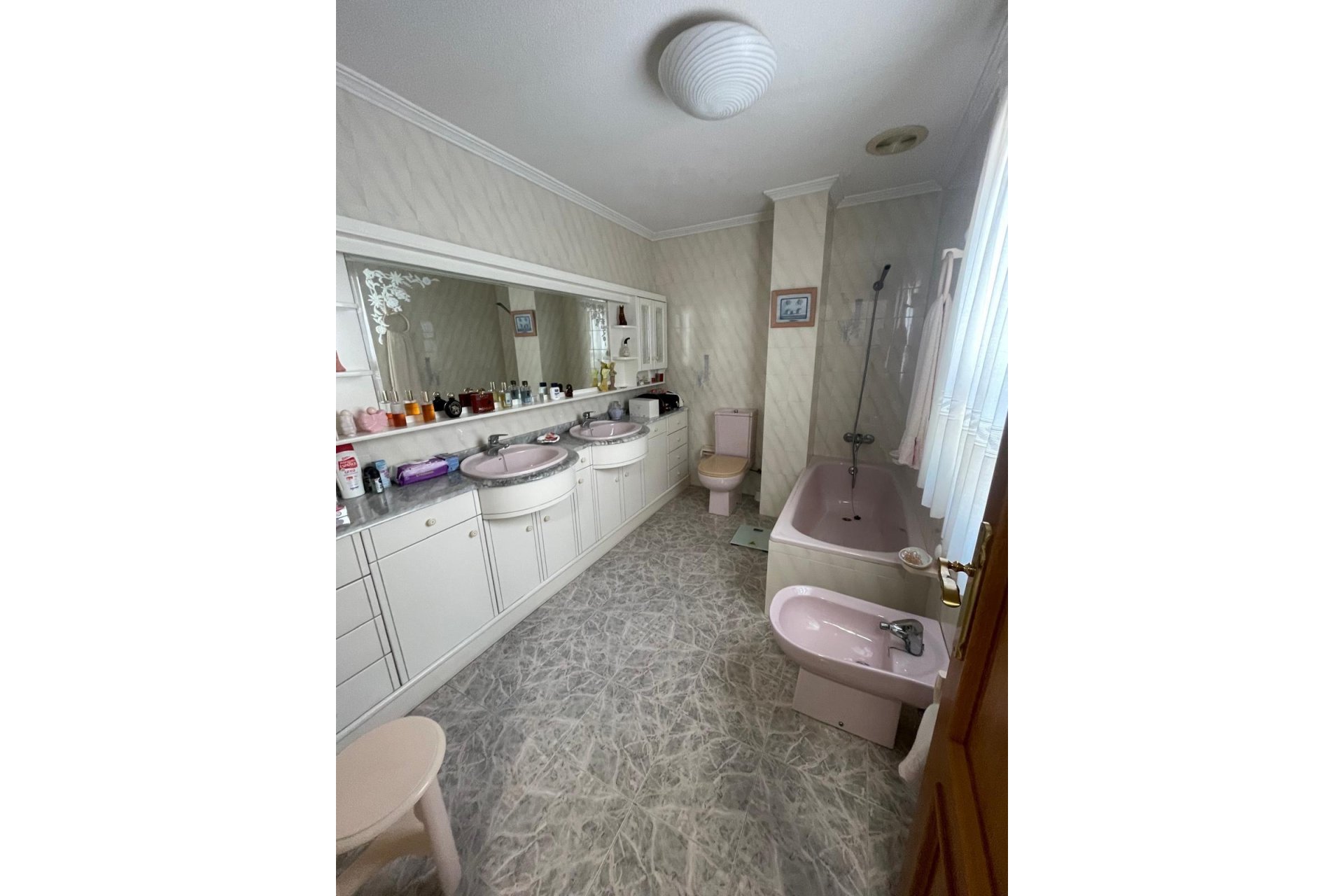 Revente - Appartement -
Torrevieja - Centro