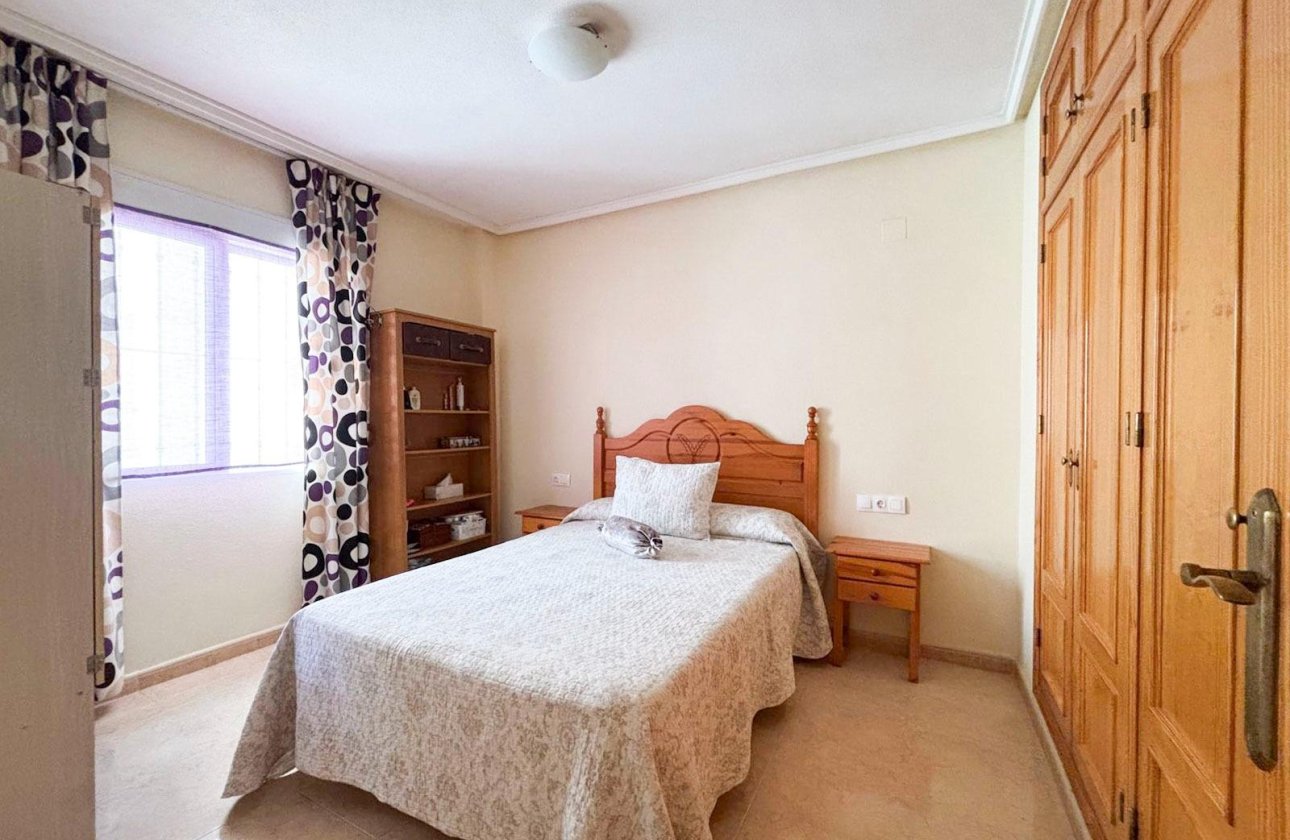 Revente - Appartement -
Torrevieja - Centro