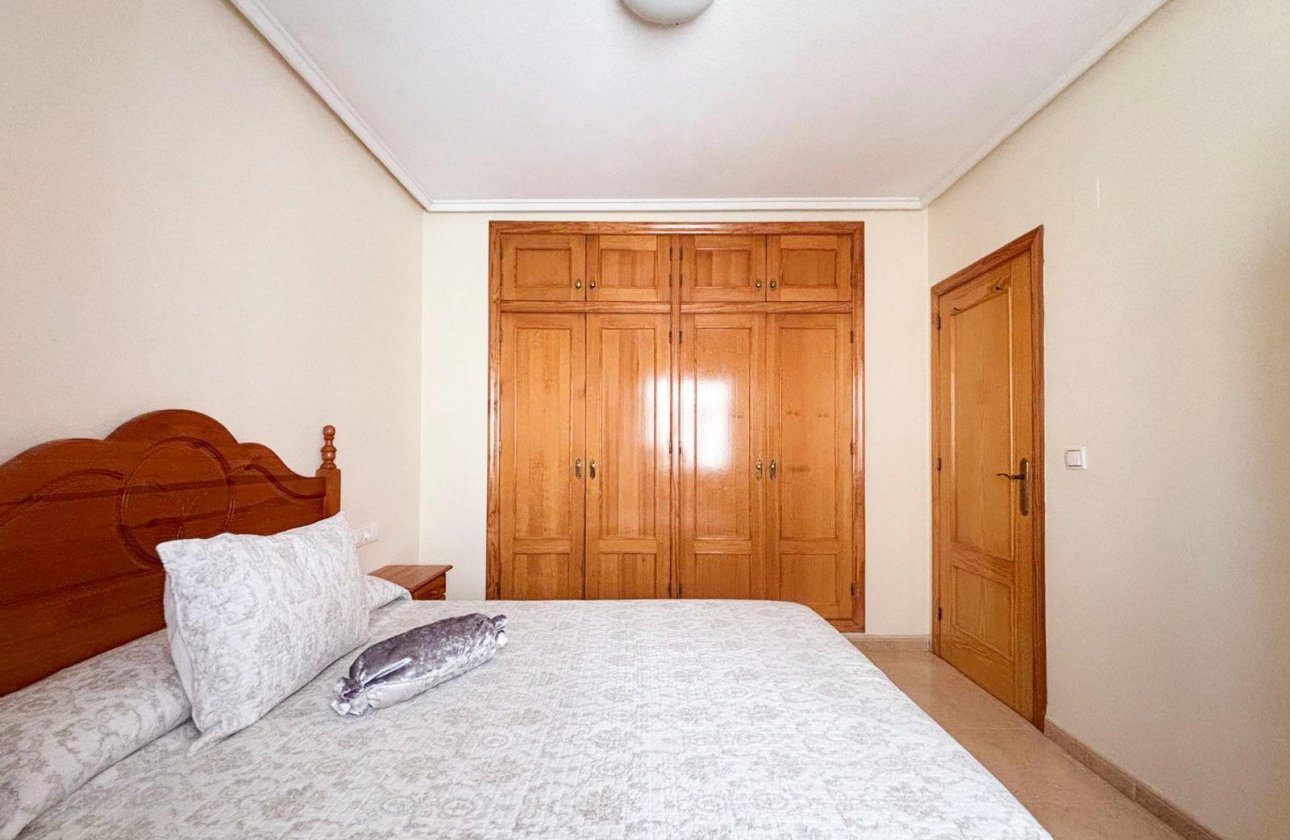 Revente - Appartement -
Torrevieja - Centro