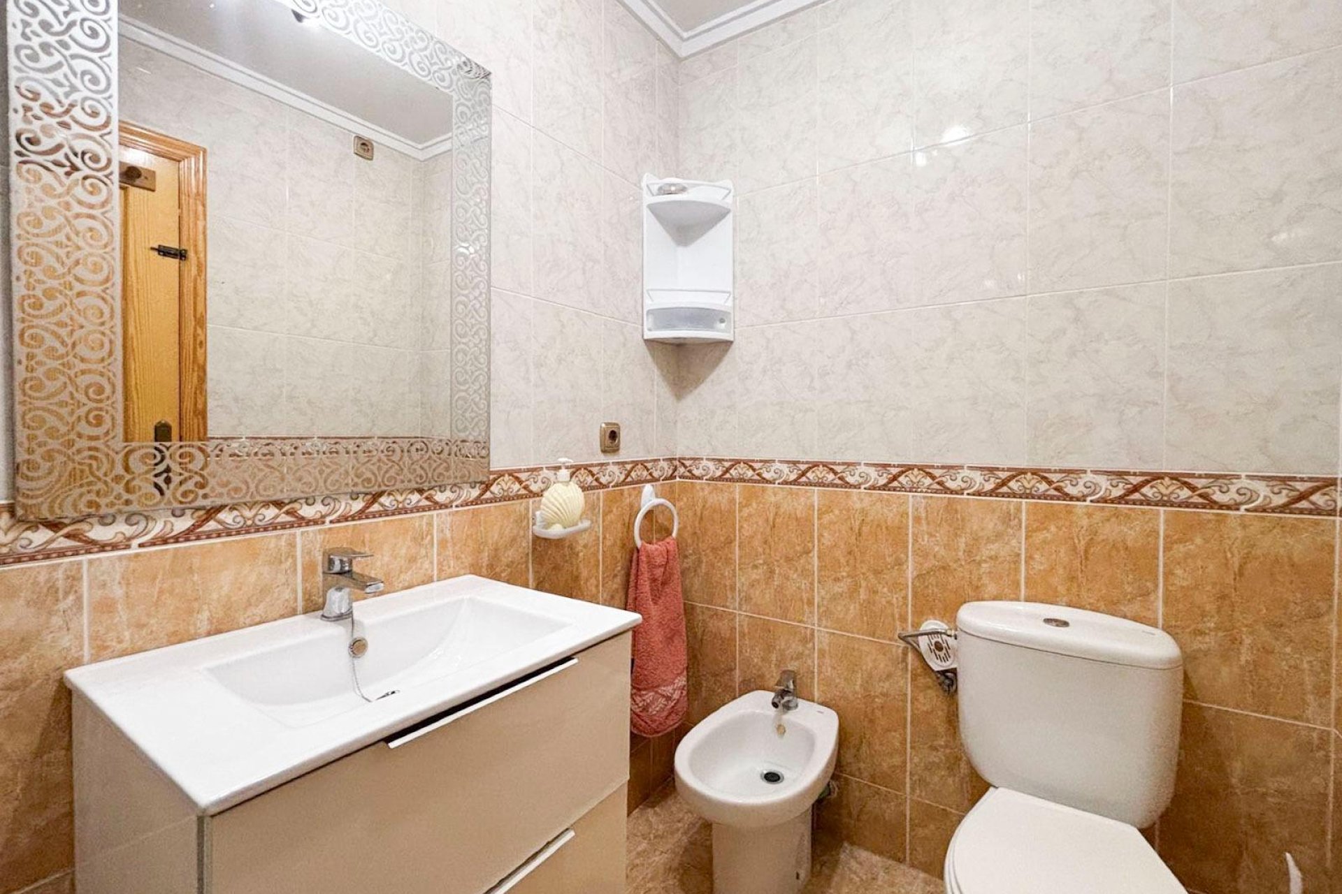 Revente - Appartement -
Torrevieja - Centro