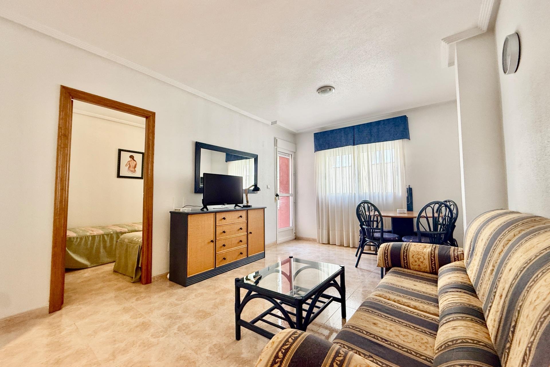 Revente - Appartement -
Torrevieja - Centro