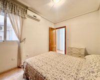 Revente - Appartement -
Torrevieja - Centro