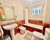 Revente - Appartement -
Torrevieja - Centro