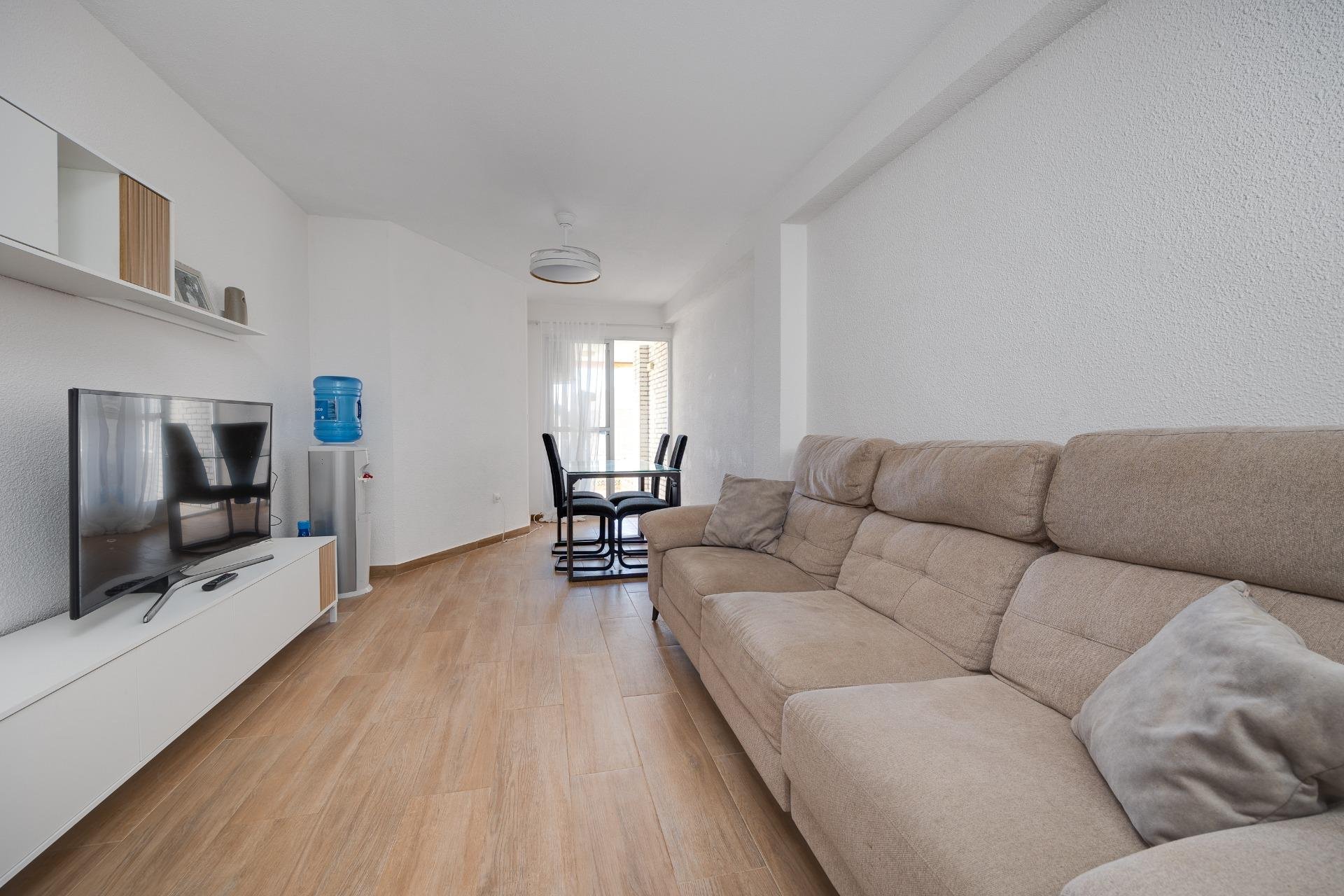 Revente - Appartement -
Torrevieja - Centro