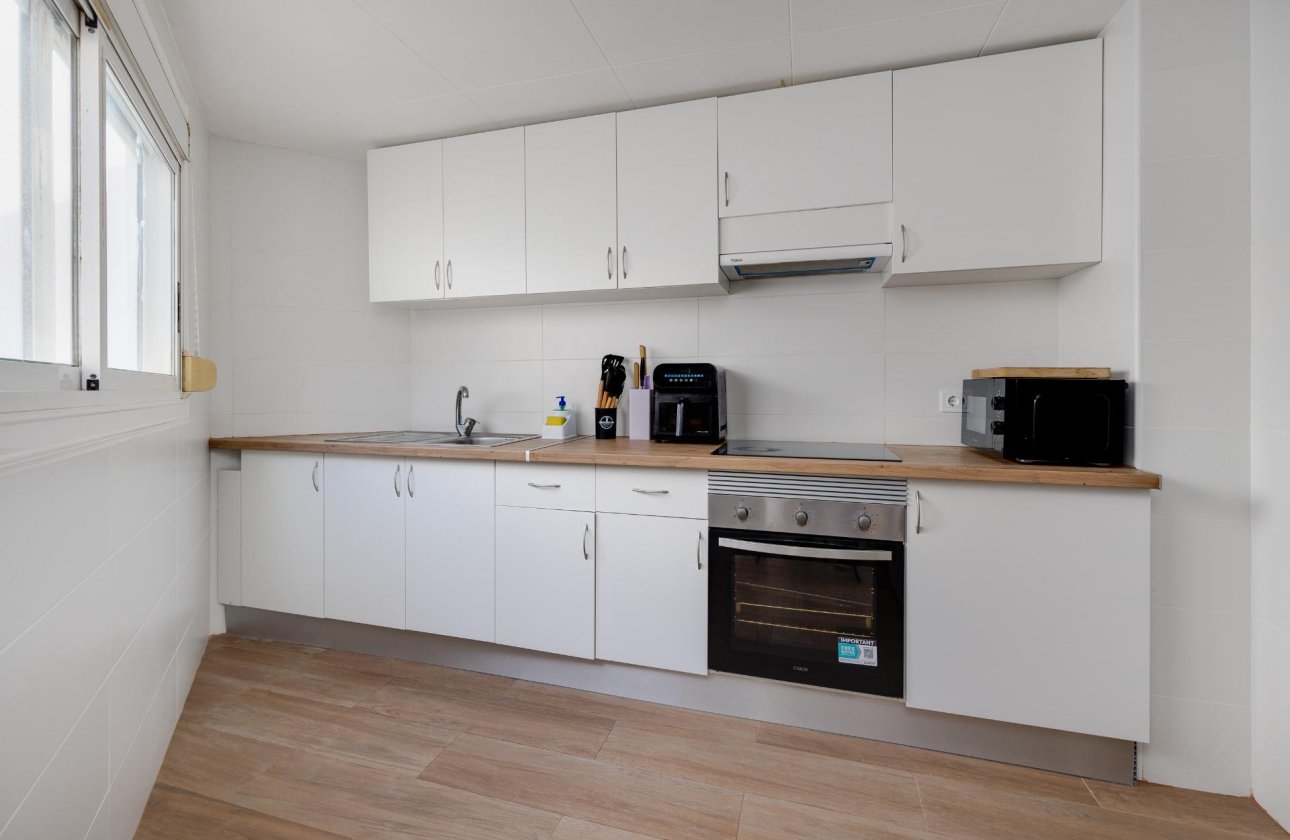 Revente - Appartement -
Torrevieja - Centro