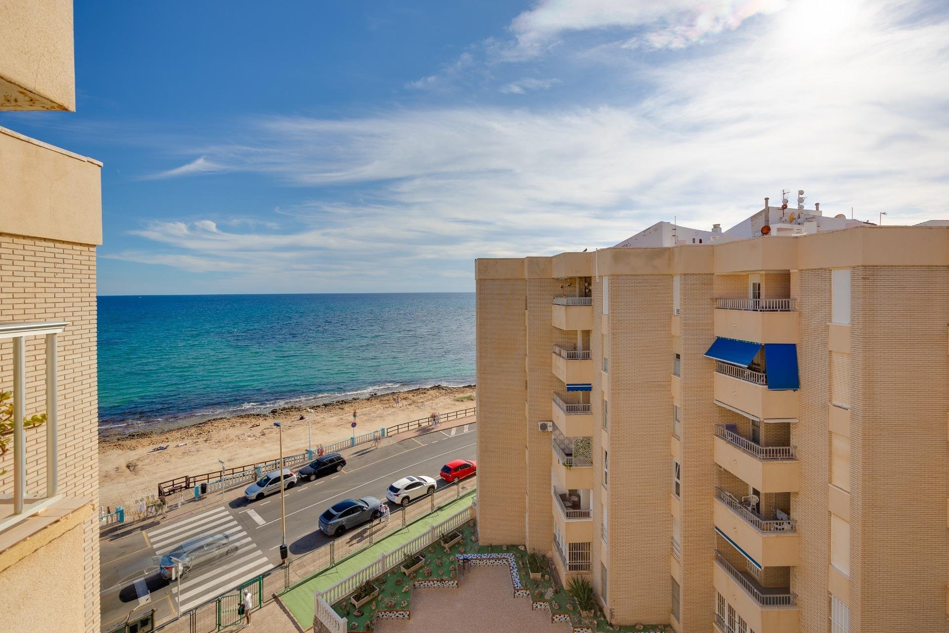 Revente - Appartement -
Torrevieja - Centro