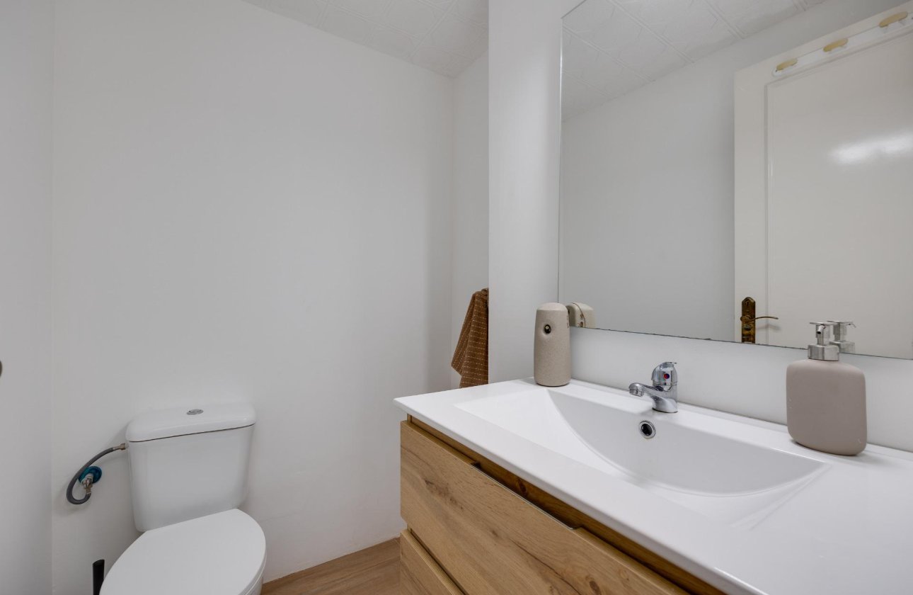 Revente - Appartement -
Torrevieja - Centro