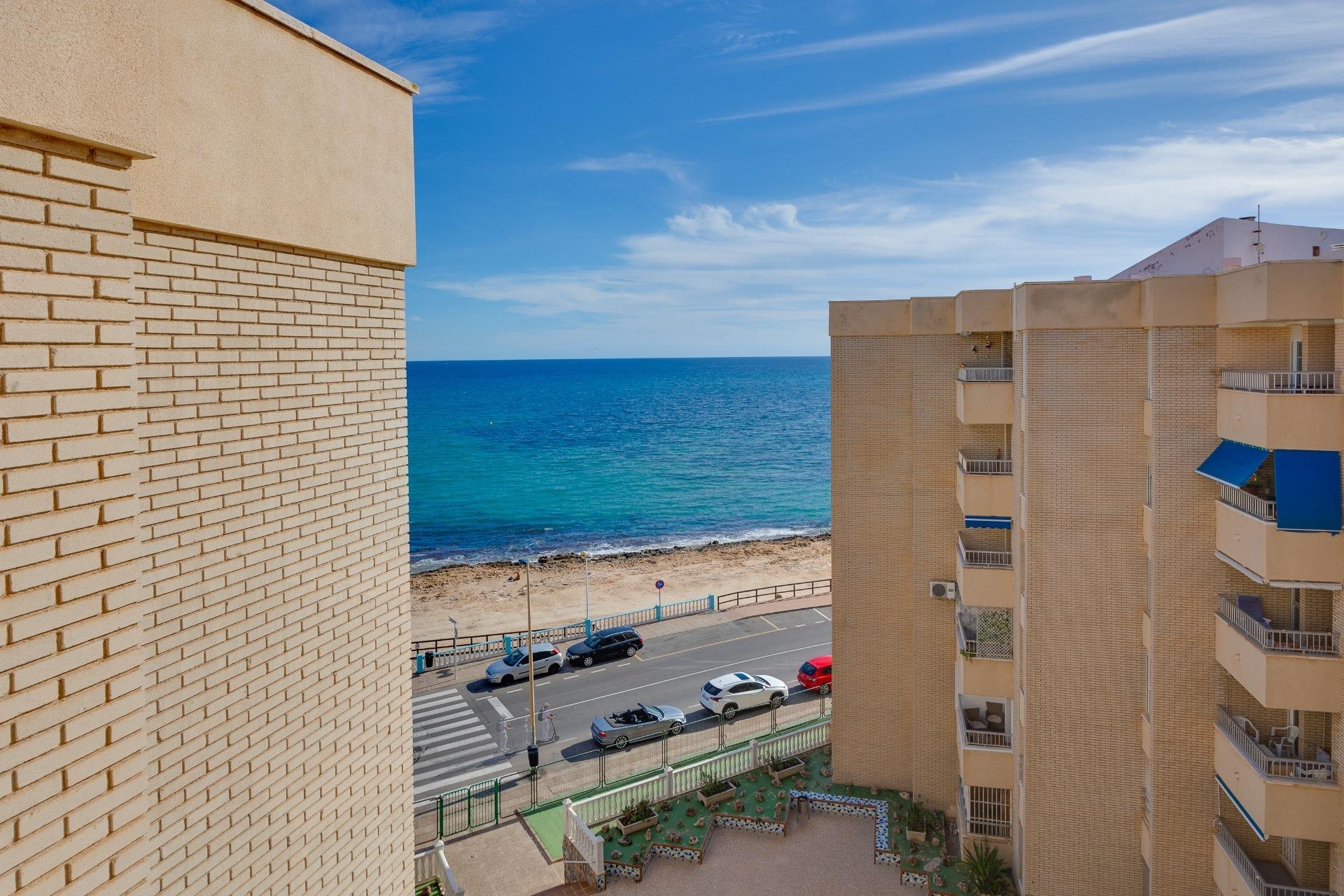 Revente - Appartement -
Torrevieja - Centro