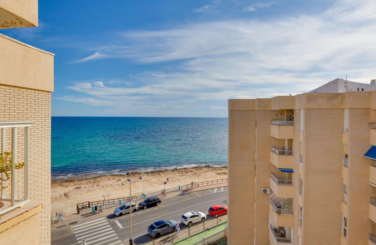 Revente - Appartement -
Torrevieja - Centro