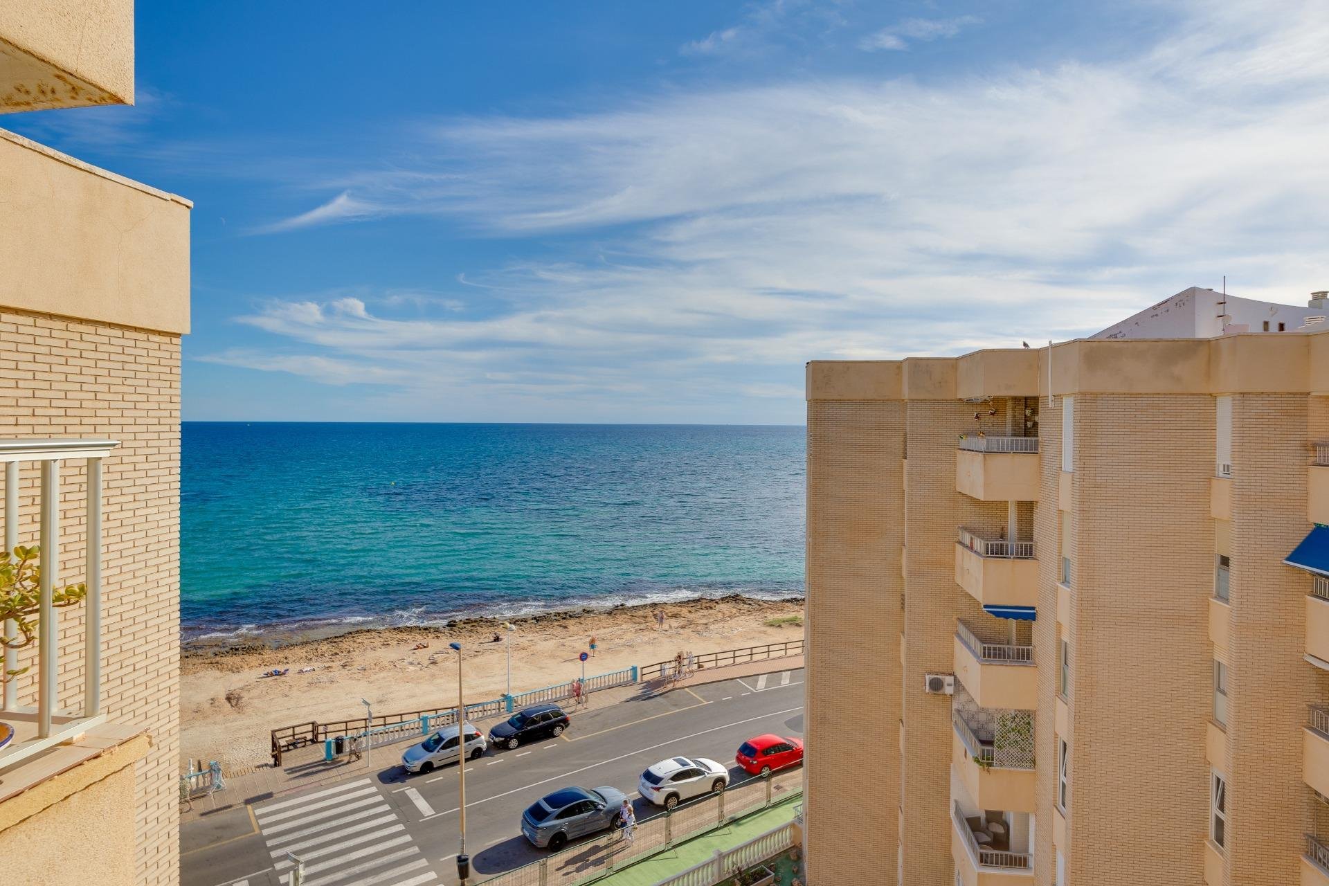Revente - Appartement -
Torrevieja - Centro