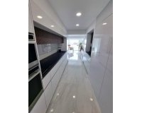 Revente - Appartement -
Torrevieja - Centro