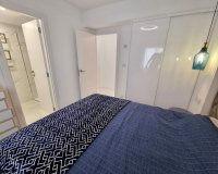 Revente - Appartement -
Torrevieja - Centro