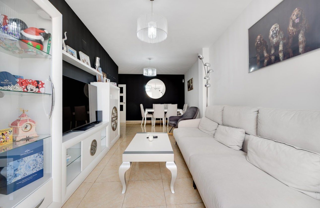 Revente - Appartement -
Torrevieja - Centro