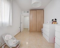 Revente - Appartement -
Torrevieja - Centro