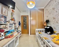 Revente - Appartement -
Torrevieja - Centro