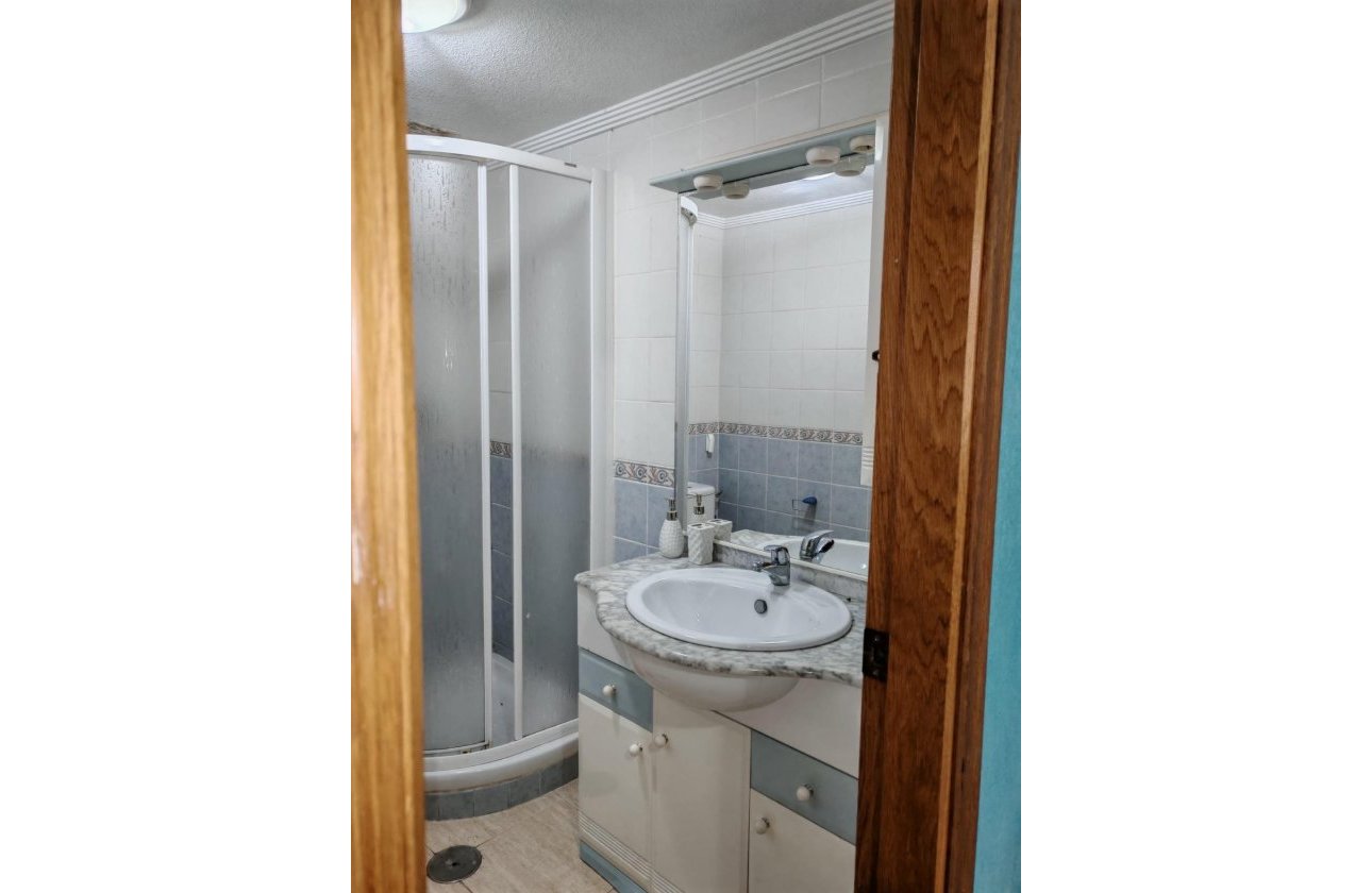 Revente - Appartement -
Torrevieja - Centro