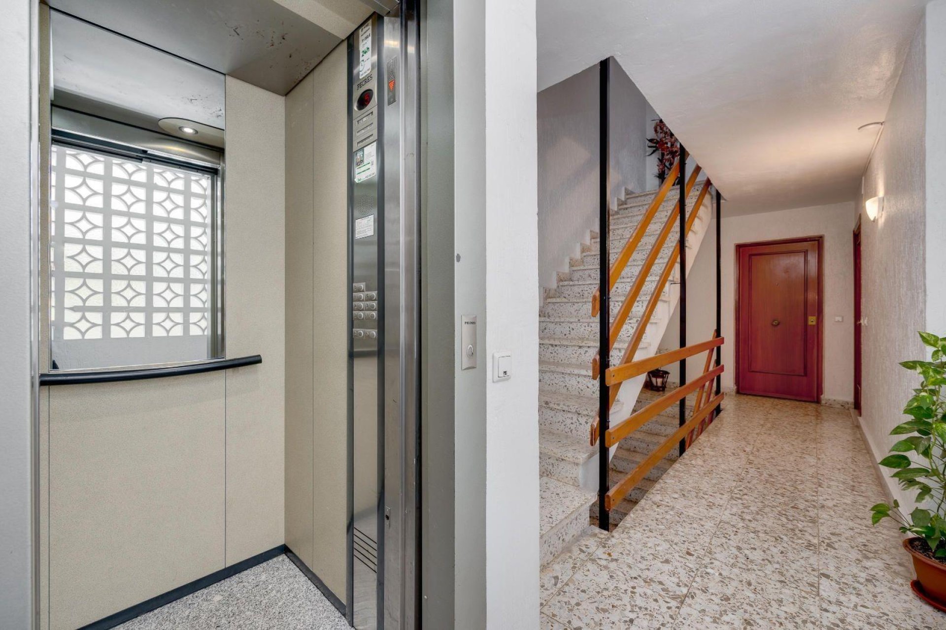 Revente - Appartement -
Torrevieja - Centro