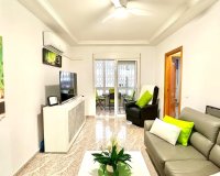 Revente - Appartement -
Torrevieja - Centro