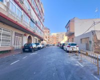 Revente - Appartement -
Torrevieja - Centro