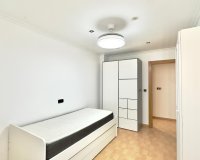 Revente - Appartement -
Torrevieja - Centro