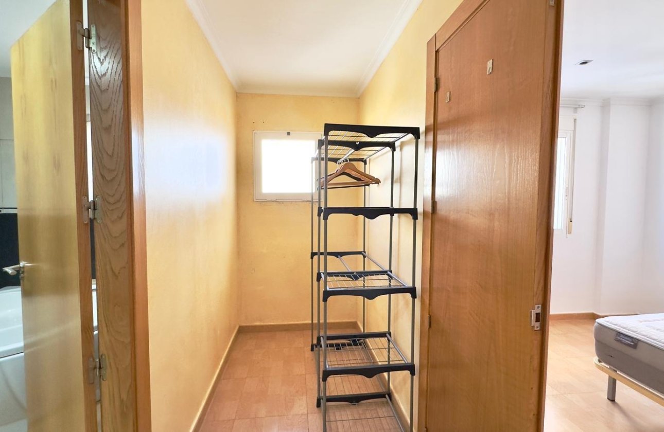 Revente - Appartement -
Torrevieja - Centro