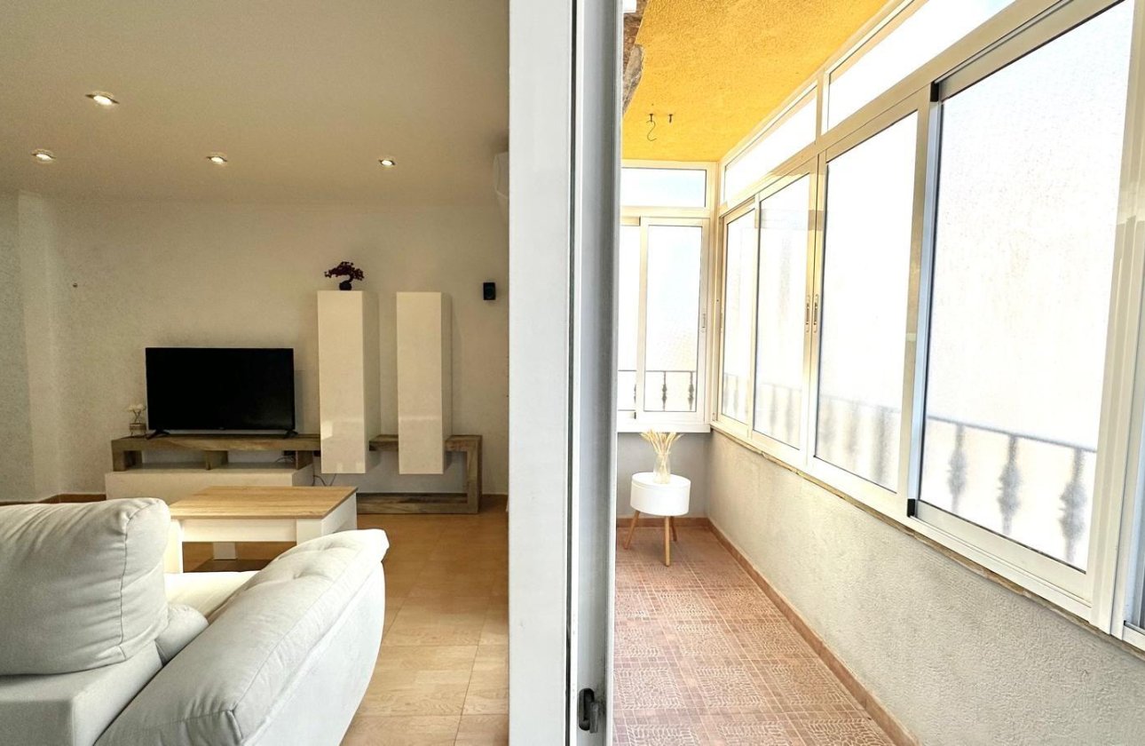 Revente - Appartement -
Torrevieja - Centro